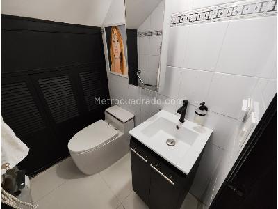 Apartamento en venta en Laureles, Medellín · foto 8 de 13