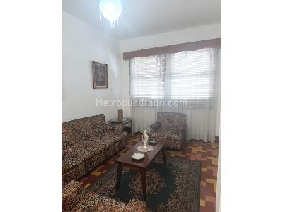 Casa de 5 alcobas en venta en Prado Centro, Medellín, 437 m² · foto 4 de 13