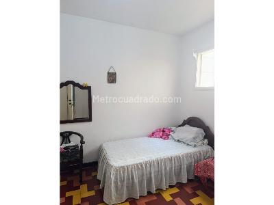 Casa de 5 alcobas en venta en Prado Centro, Medellín, 437 m² · foto 11 de 13
