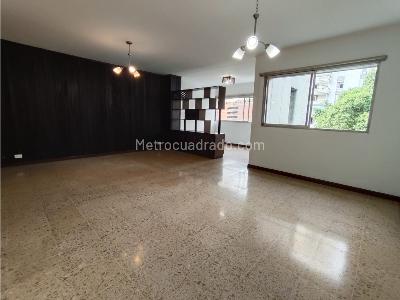 Apartamento en venta en La Candelaria, Medellín · foto 4 de 19
