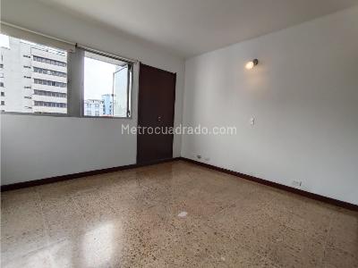 Apartamento en venta en La Candelaria, Medellín · foto 8 de 19