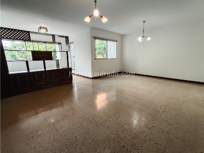Apartamento en venta en La Candelaria, Medellín · foto 10 de 19