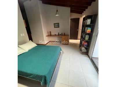 Casa de 3 alcobas en venta en Vallejuelos, Envigado, 81 m² · foto 10 de 14