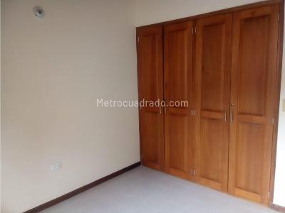 Casa de 3 alcobas en venta en San Antonio De Pereira, Rionegro, 140 m² · foto 6 de 9