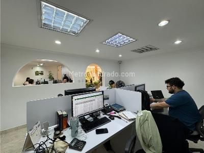 Casa de 5 alcobas en venta en Belen, Medellín, 350 m² · foto 3 de 20