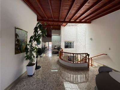 Casa de 5 alcobas en venta en Belen, Medellín, 350 m² · foto 13 de 20
