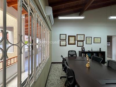 Casa de 5 alcobas en venta en Belen, Medellín, 350 m² · foto 14 de 20