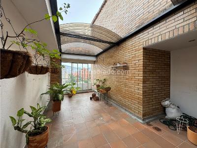 Apartamento de 4 alcobas en venta en El Nogal, Medellín, 199 m² · foto 7 de 20