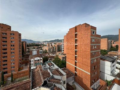 Apartamento de 4 alcobas en venta en El Nogal, Medellín, 199 m² · foto 17 de 20