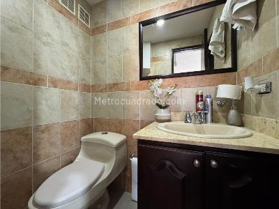Apartamento de 4 alcobas en venta en El Nogal, Medellín, 199 m² · foto 20 de 20