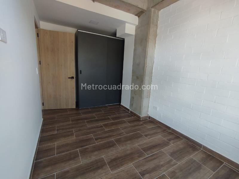 Apartamento Amplio de 2 Alcobas en Cristo Rey - 5