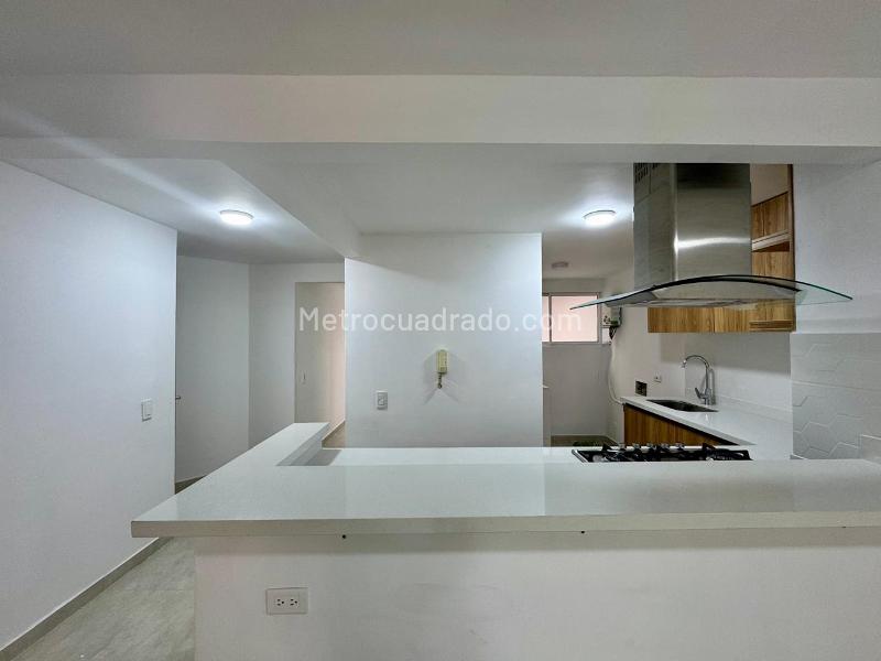 Apartamento en Arriendo, El Dorado Envigado, Envigado - 3
