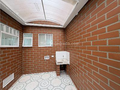 Apartamento de 3 alcobas en venta en Laureles, Medellín, 90 m² · foto 8 de 20