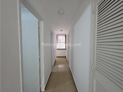 Apartamento de 3 alcobas en venta en Laureles, Medellín, 90 m² · foto 10 de 20