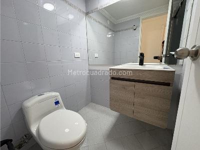 Apartamento de 3 alcobas en venta en Laureles, Medellín, 90 m² · foto 13 de 20