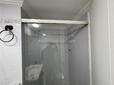 Apartamento de 3 alcobas en venta en Laureles, Medellín, 90 m² · foto 16 de 20