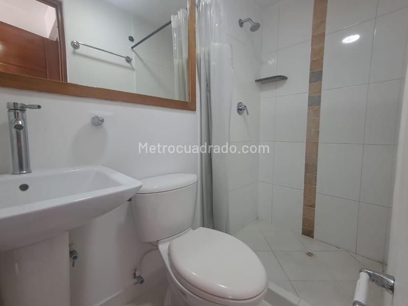 Apartamento Dúplex de 3 Alcobas en Alquiler en Aves María - 7