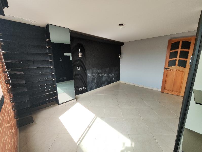 Spacious 3BR Apartment in San Bernardo - 3