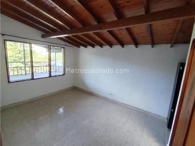 Apartamento de 5 alcobas en venta en Bello, Medellín, 187 m² · foto 8 de 18