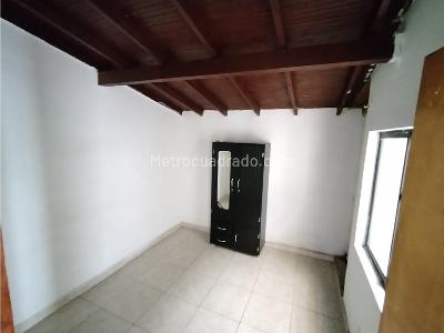 Apartamento de 5 alcobas en venta en Bello, Medellín, 187 m² · foto 10 de 18
