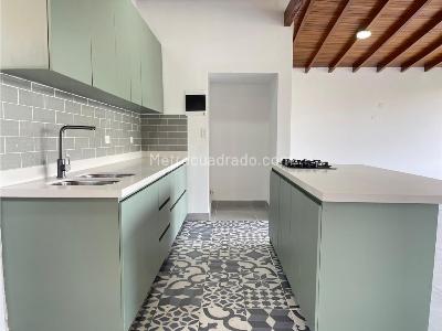 Apartamento de 5 alcobas en venta en Estadio, Medellín, 212 m² · foto 4 de 13