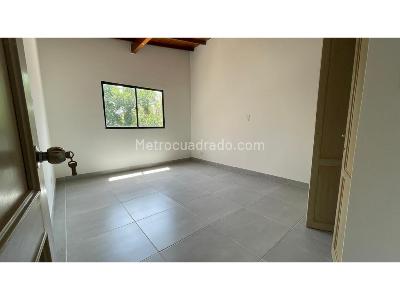 Apartamento de 5 alcobas en venta en Estadio, Medellín, 212 m² · foto 8 de 13
