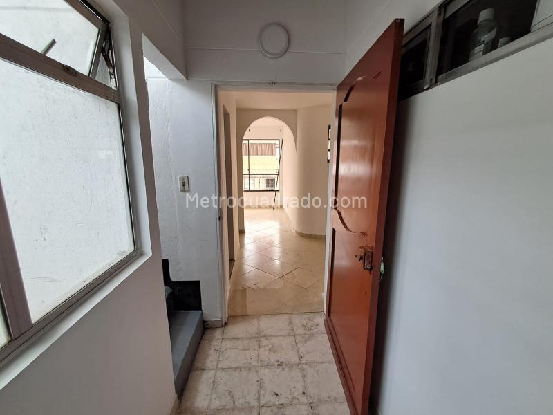 Apartamento Renovado de 2 Alcobas en Fátima Medellín - 5