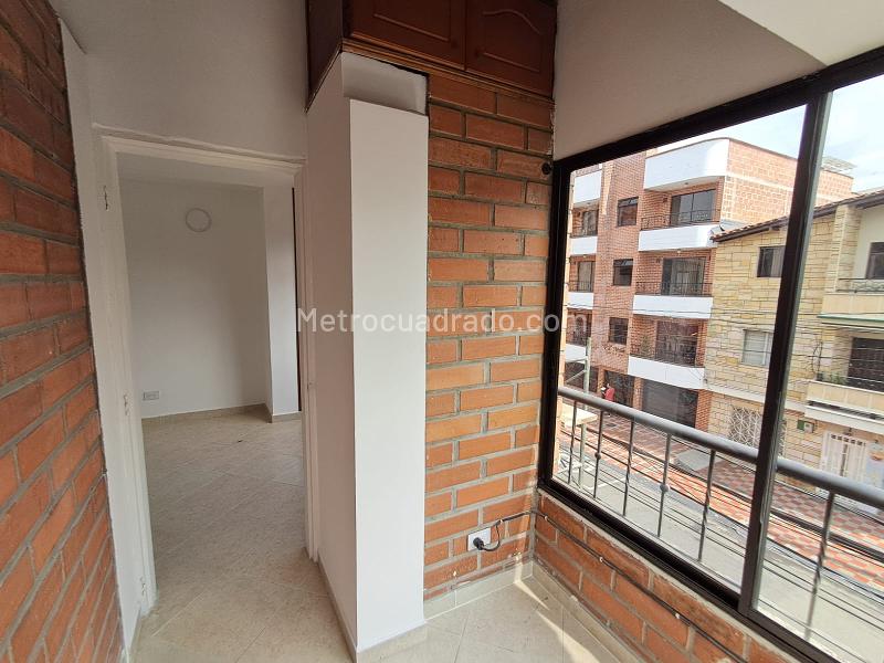 Apartamento Renovado de 2 Alcobas en Fátima Medellín - 9