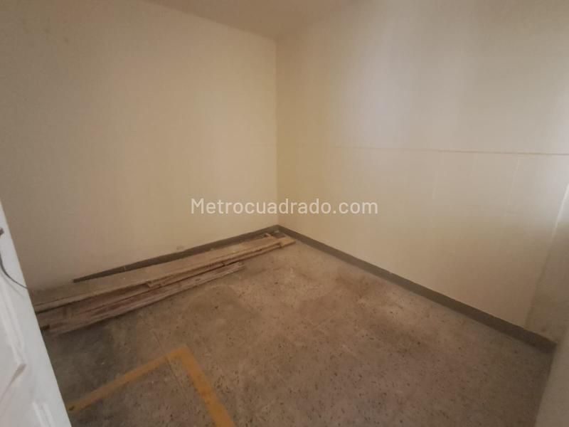 Casa Versátil de 4 Alcobas para Arriendo en Florida Nueva - 9