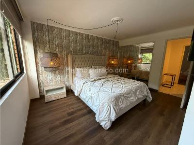 Apartamento de 3 alcobas en venta en Loma De Los Parra, Medellín, 147 m² · foto 6 de 15