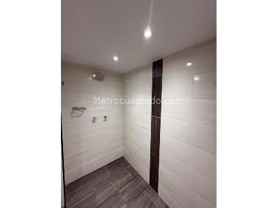 Apartamento de 3 alcobas en venta en Loma De Los Parra, Medellín, 147 m² · foto 10 de 15