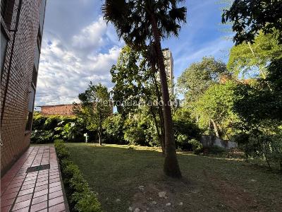 Apartamento de 3 alcobas en venta en Loma De Los Parra, Medellín, 147 m² · foto 15 de 15