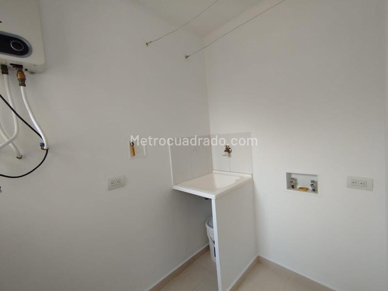 Apartamento en Arriendo, Barro Blanco Rio Negro, Rionegro - 4