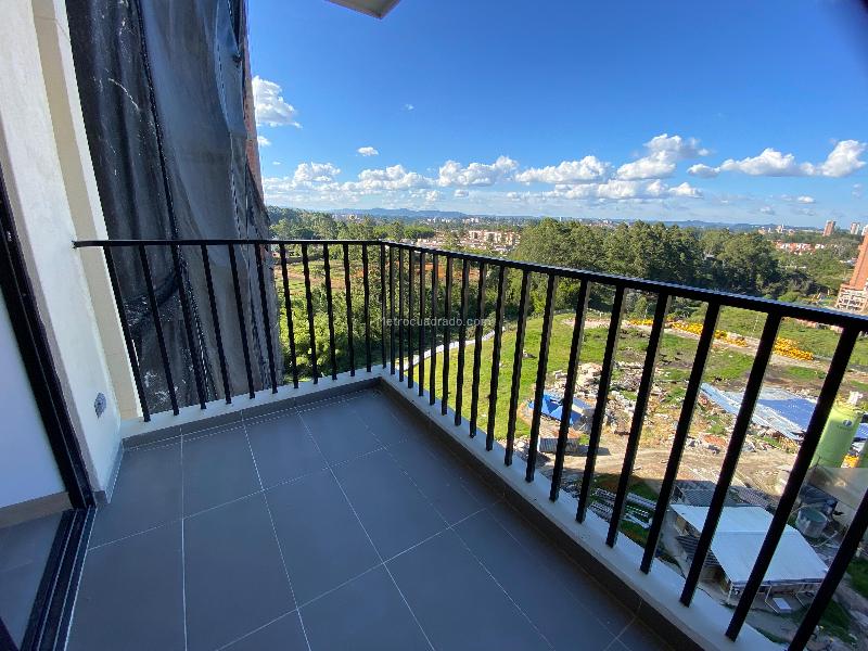 Brand-New 3BR Apartment with Balcony in San Antonio de Pereira