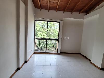 Apartamento de 2 alcobas en arriendo en La Nubia, Medellín, 75 m² · foto 3 de 20