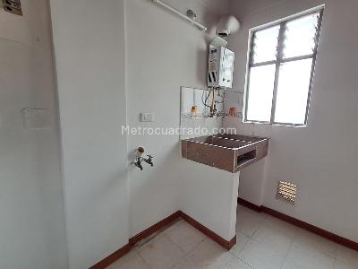 Apartamento de 2 alcobas en arriendo en La Nubia, Medellín, 75 m² · foto 8 de 20