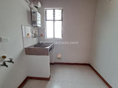 Apartamento de 2 alcobas en arriendo en La Nubia, Medellín, 75 m² · foto 9 de 20