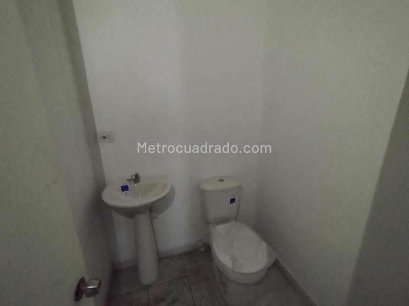 Local Comercial en Arriendo, Bello, Bello – další