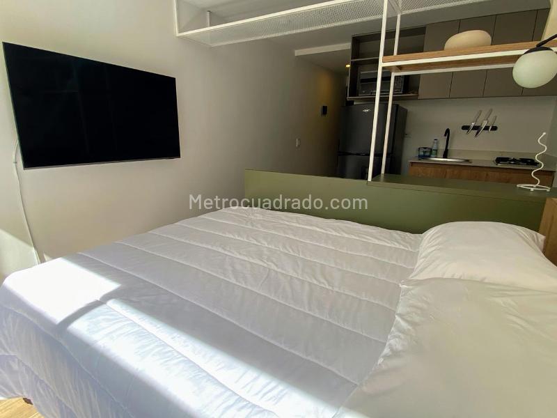 Loft Moderno Amoblado de 1 Alcoba en La Floresta con Balcón - 7