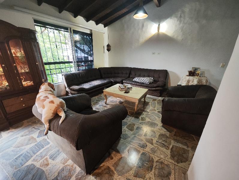 Versatile 3BR House in Simon Bolivar Medellin - 3