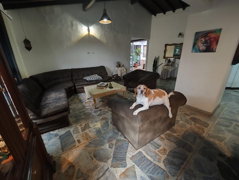 Versatile 3BR House in Simon Bolivar Medellin - 4