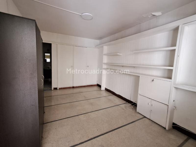 Casa Comercial en Alquiler en Laureles, Medellín (3 Alcobas) - 8