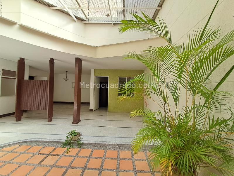 Casa Comercial en Alquiler en Laureles, Medellín (3 Alcobas) - 9