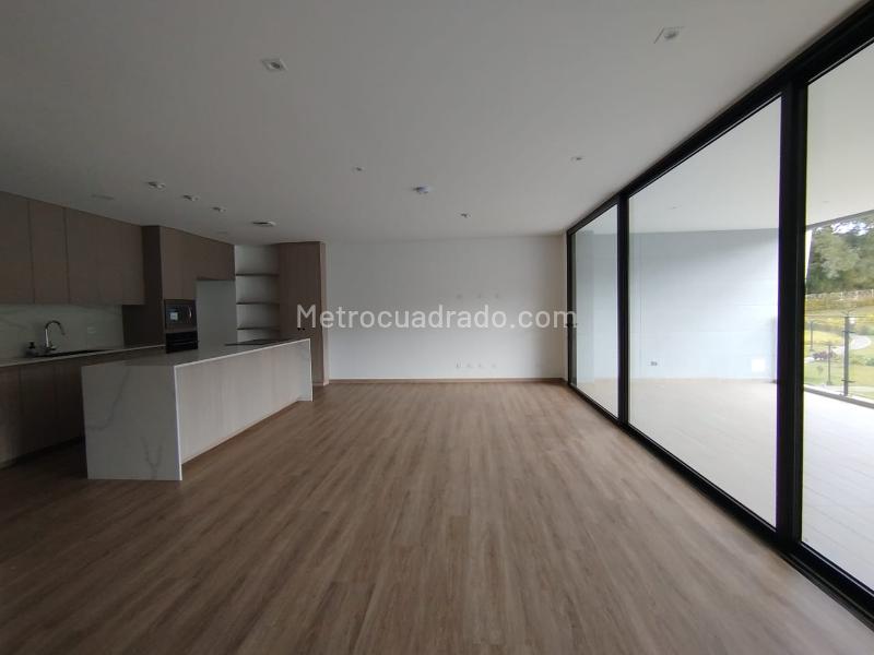 2BR Apartment in Sajonia (129 m²) - 2