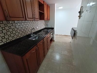 Casa de 2 alcobas en arriendo en Laureles Medellin, Medellín, 70 m² · foto 3 de 11