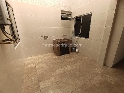 Casa de 2 alcobas en arriendo en Laureles Medellin, Medellín, 70 m² · foto 7 de 11