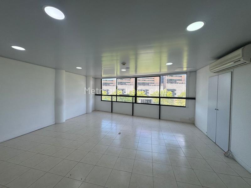 Bodega en Arriendo, Las Vegas, Envigado - Más