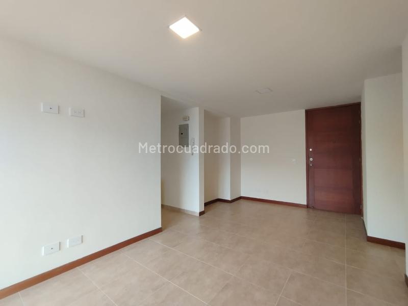 Apartamento cómodo de 3 habitaciones en alquiler en Otra Parte - 3