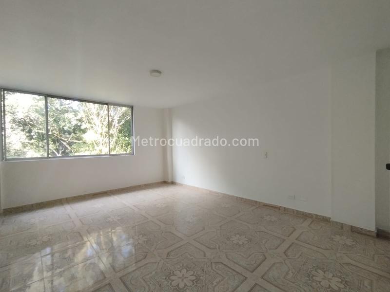 Excellent 3BR Apartment in Manila - 8