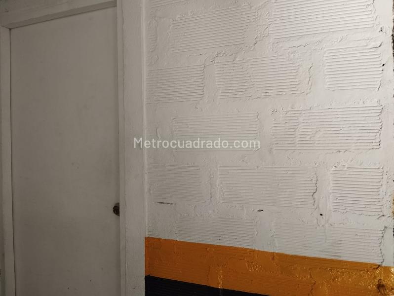 Spacious 4BR Apartment in La Florida El Poblado - 9